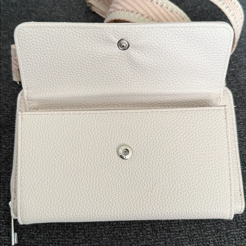 Stylish Pale Pink Crossbody Bag/Wallet - Image 3