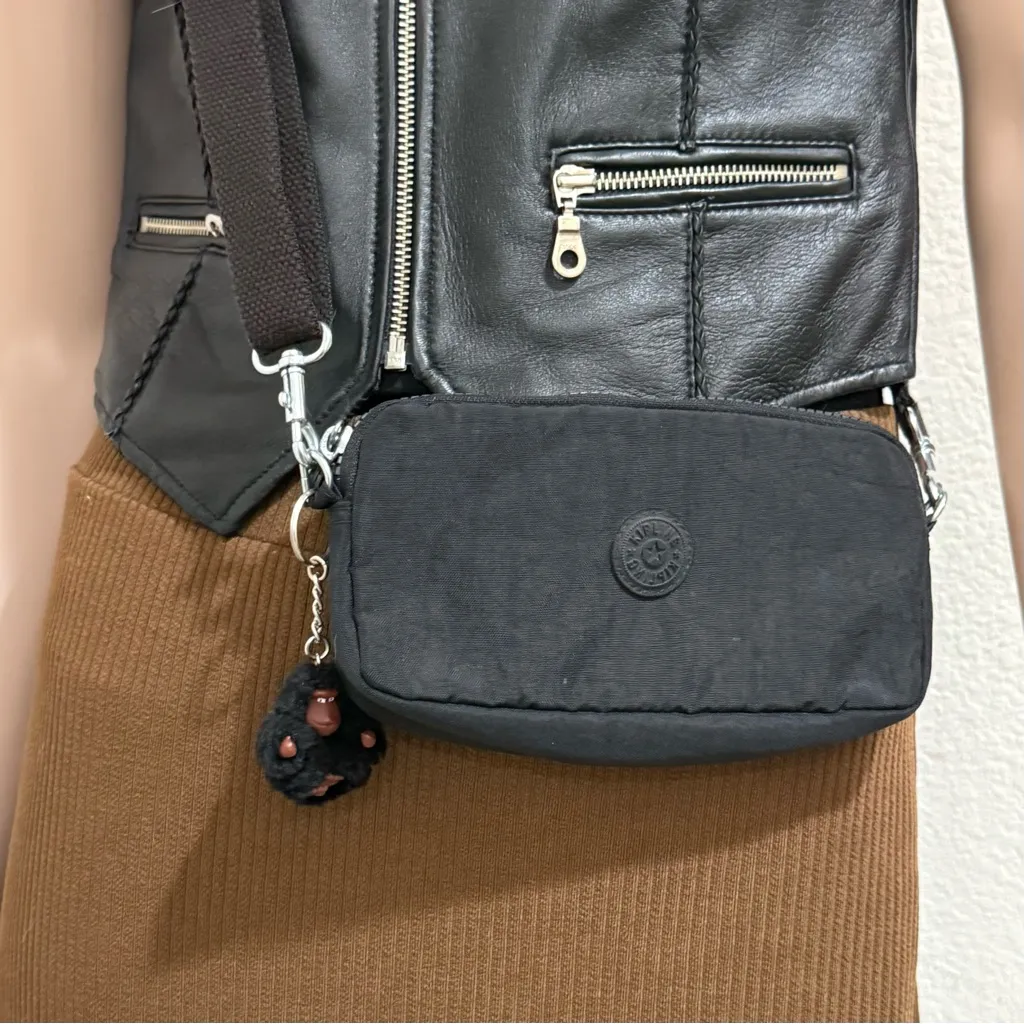 KIPLING KI9213 Emilia Black Pouch Convertible Wallet Crossbody Bag - Image 6