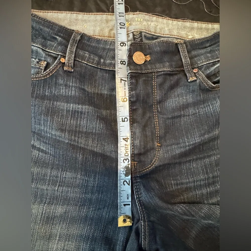 White House Black Market Size 4 Skinny Ankle Jeans - Image 3