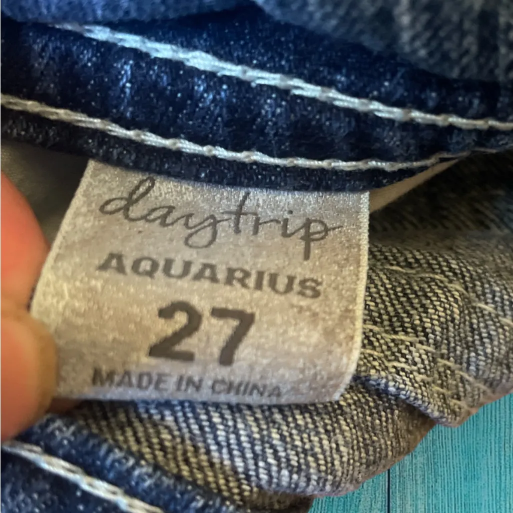 Daytrip Jeans - Image 2