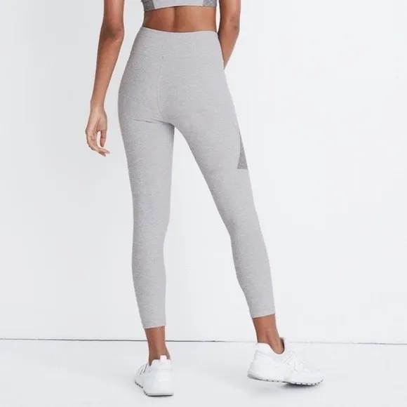 Outdoor Voices Two-tone Dove/Ash Warm-up Leggings Size SMALL 3/4 Length‎ - Image 2