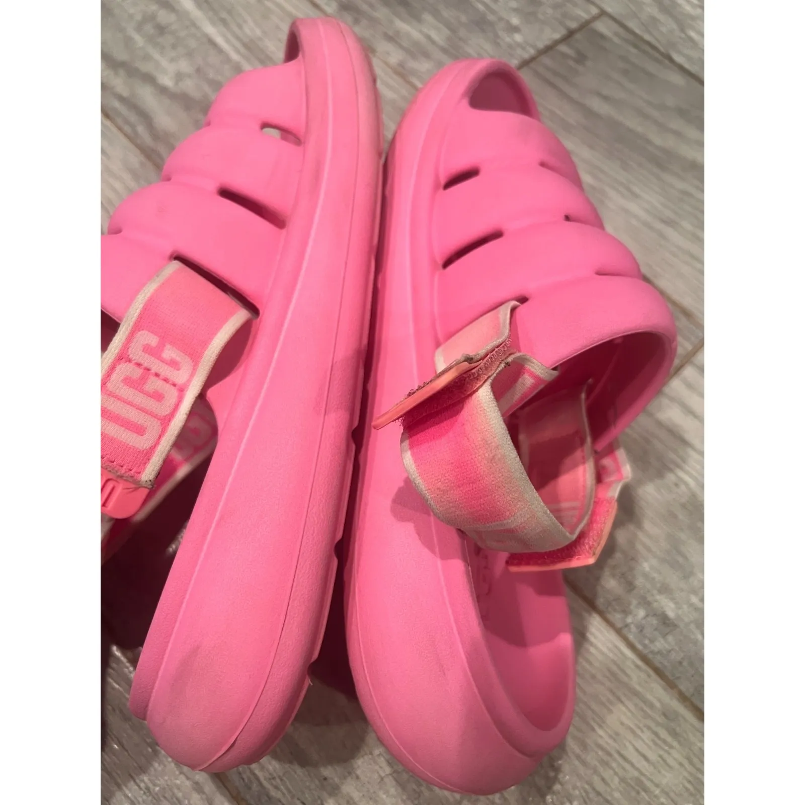 UGG Sport Yeah Sandals size 9 Pink Barbiecore Shoes Slide slingback Womens‎ - Image 5