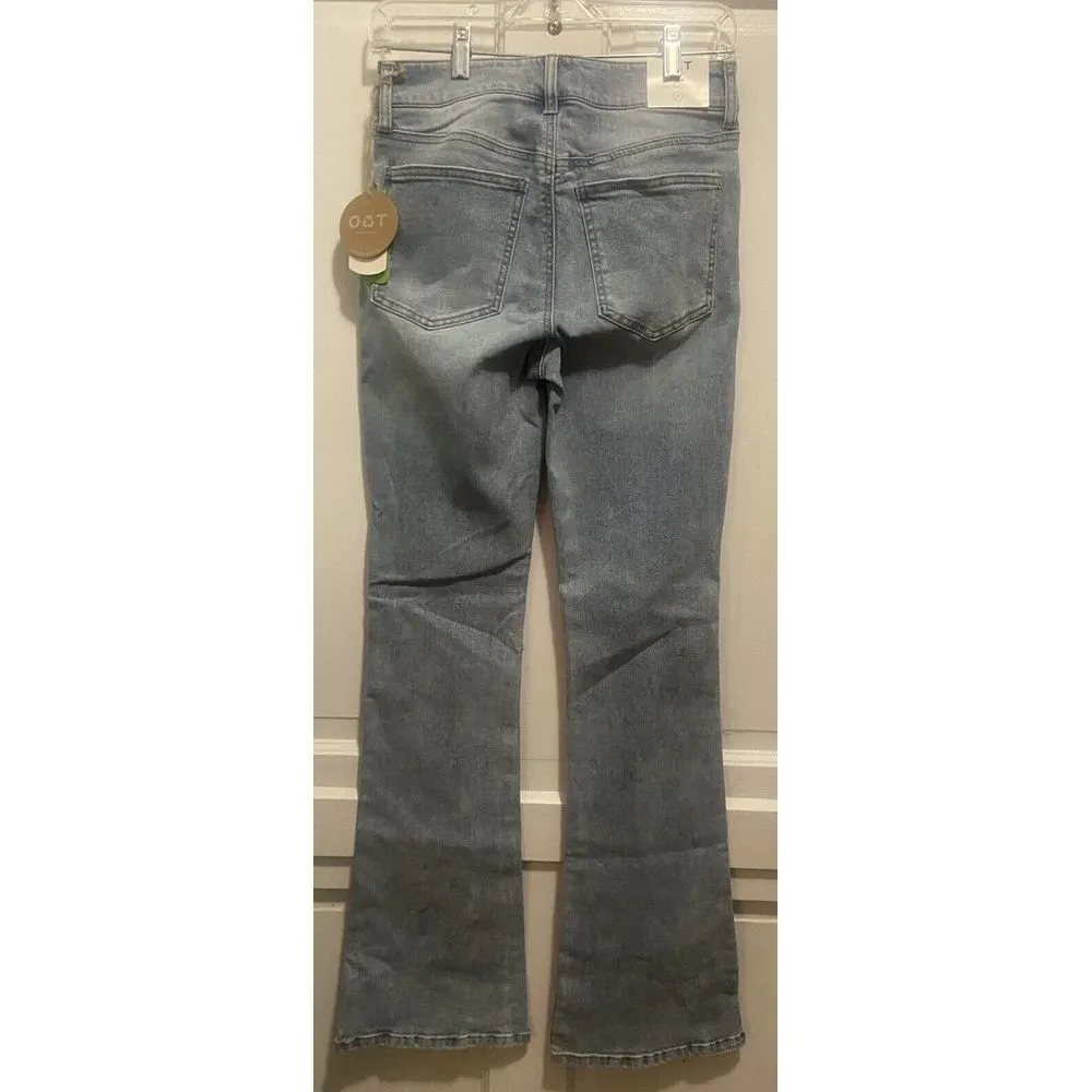 OAT New York Women's Size 27 High Rise Flare Light Wash 5 Pocket Denim Jeans NWT - Image 2