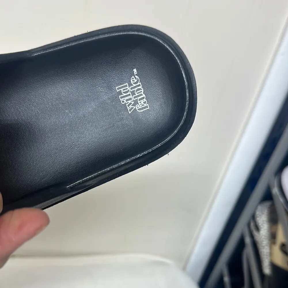 Wild Fable Black Minimalist Sandals New - Image 8