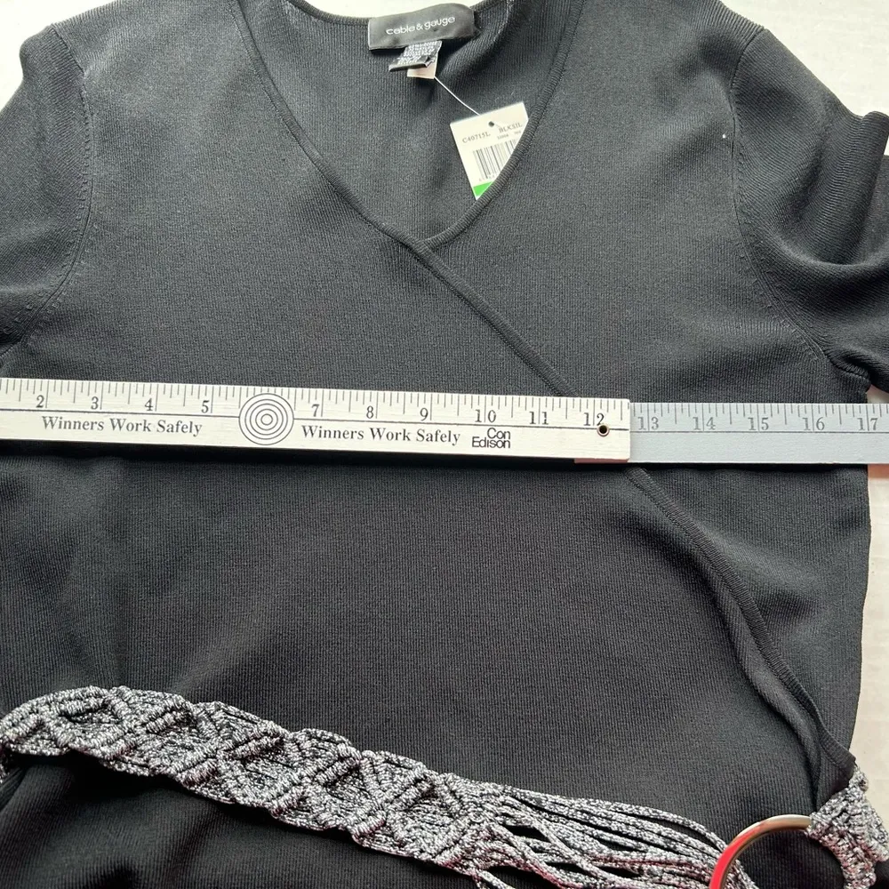 Cable and Gauge faux wrap Y2K black sweater silver belt size Large - Image 7