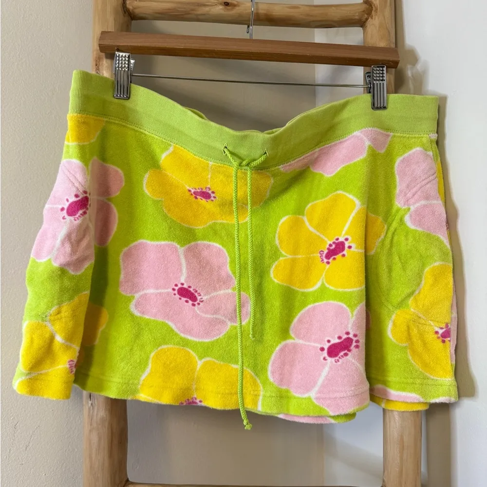 Lilly Pulitzer White Label Skirt Terry Cloth. Size Medium.  EUC. VINTAGE - Image 2