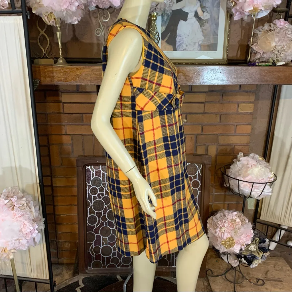 VINTAGE 1960'S M.H. FINE CO YELLOW & BLUE PLAID WOOL BLEND SHIFT DRESS (12) - Image 4