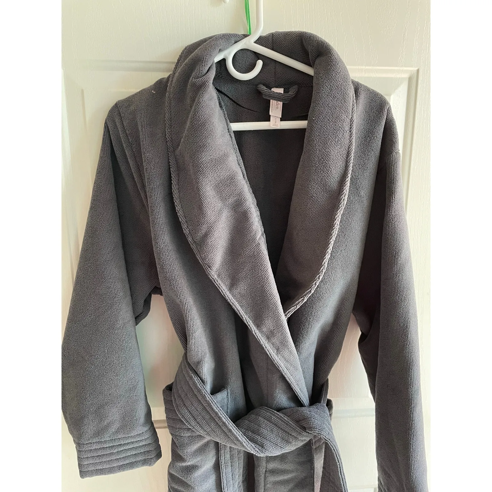 New Women’s Auden Plush Terry Robe Dark Gray size XL/XXL - Image 3