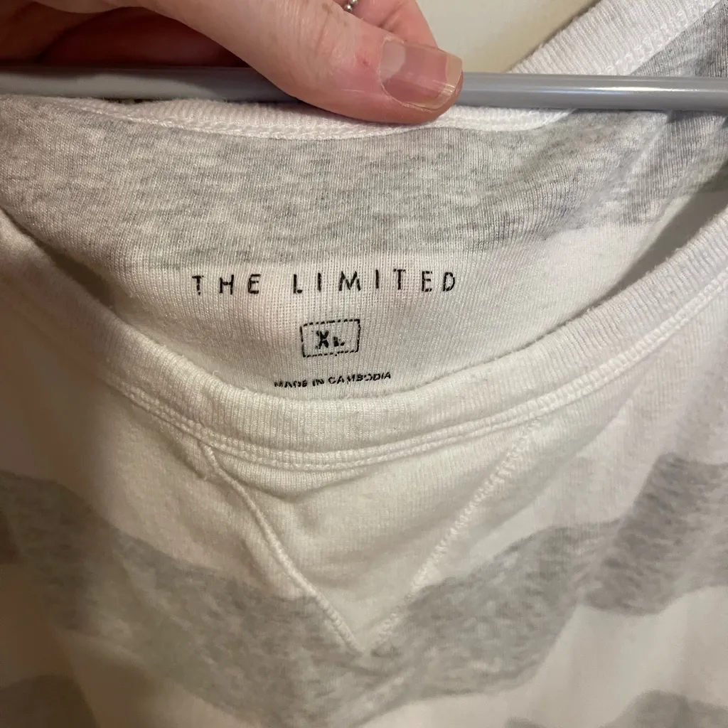 The Limited Long Sleeve Gray and White Tee - Image 2