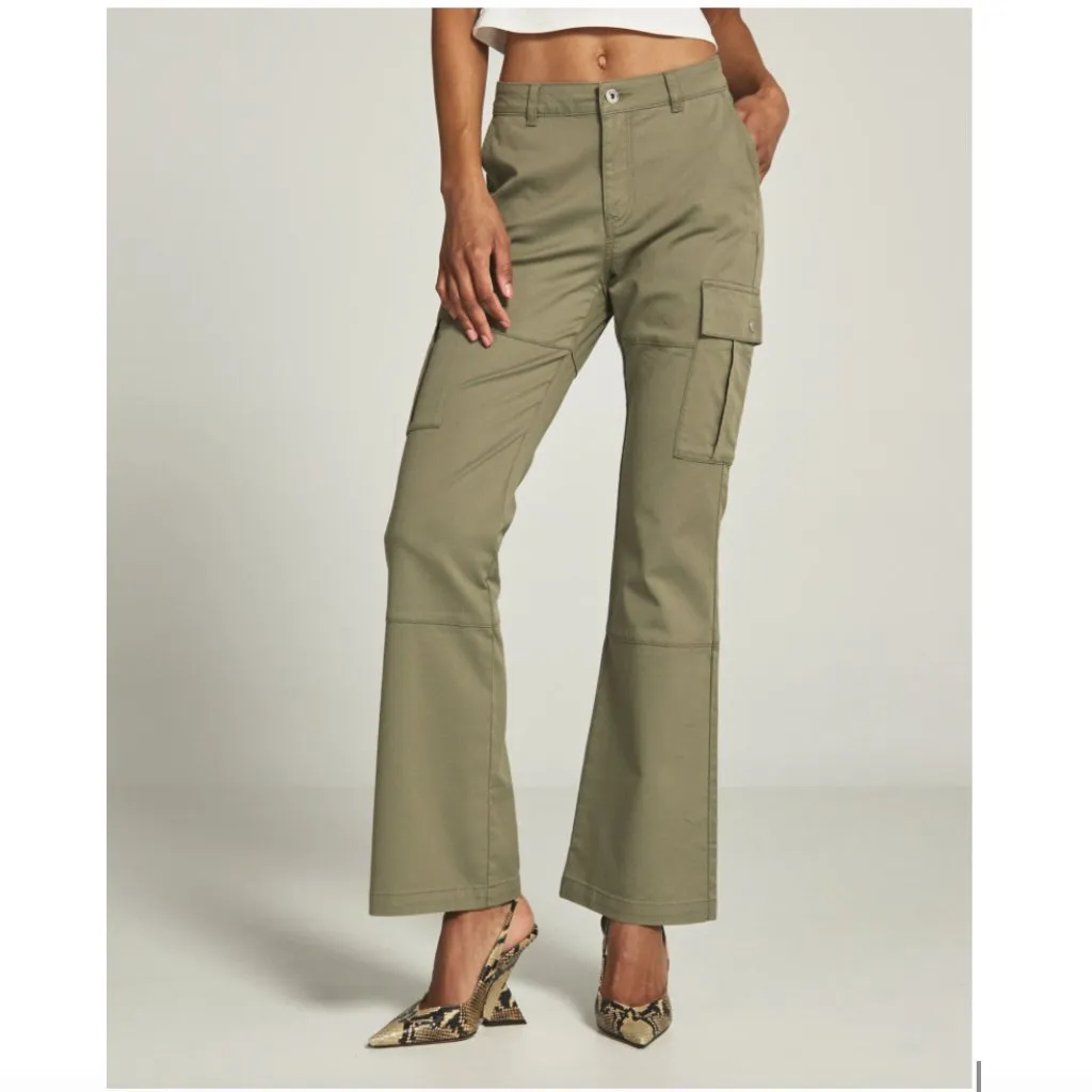 7Diamonds Nellie Cargo Pants Olive Green Flare Size 30 - Image 2