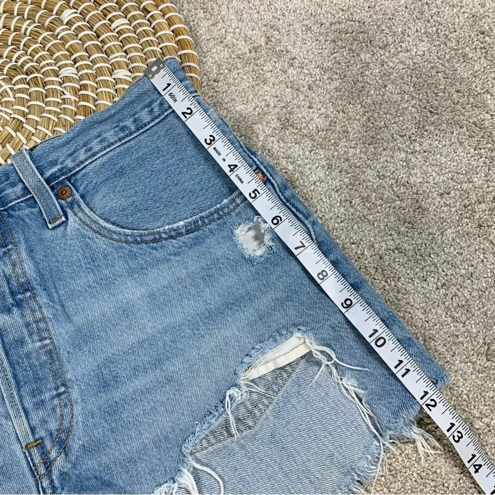 Levi’s 501 Women’s Original Shorts Denim High Rise in Sansome Straggler Size 29 - Image 13