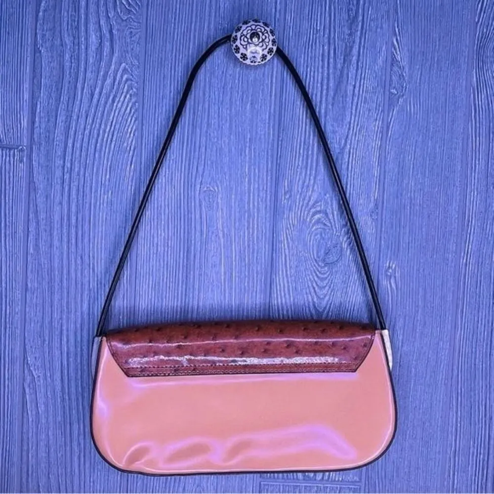 Salvatore Ferragamo vintage faux ostrich clutch purse handbag patent leather - Image 6