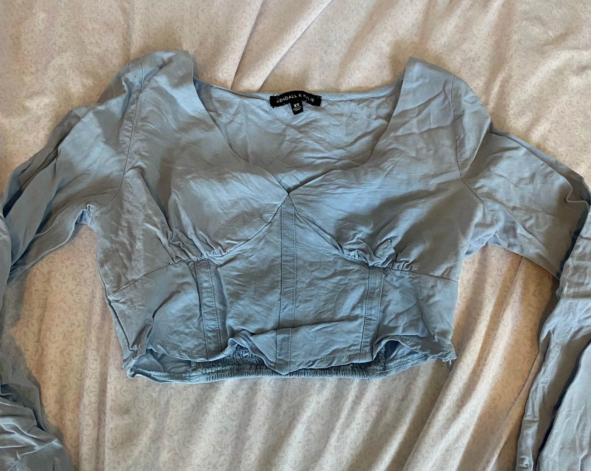 Kendall and Kylie light blue long sleeve corset top  - Image 4