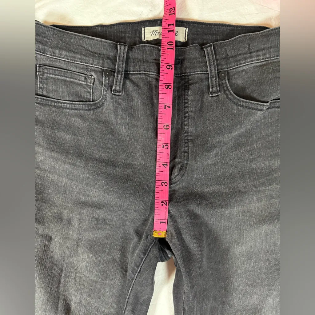 Madewell 9” High Rise Skinny Jeans in Black Sea 29 Tall - Image 11