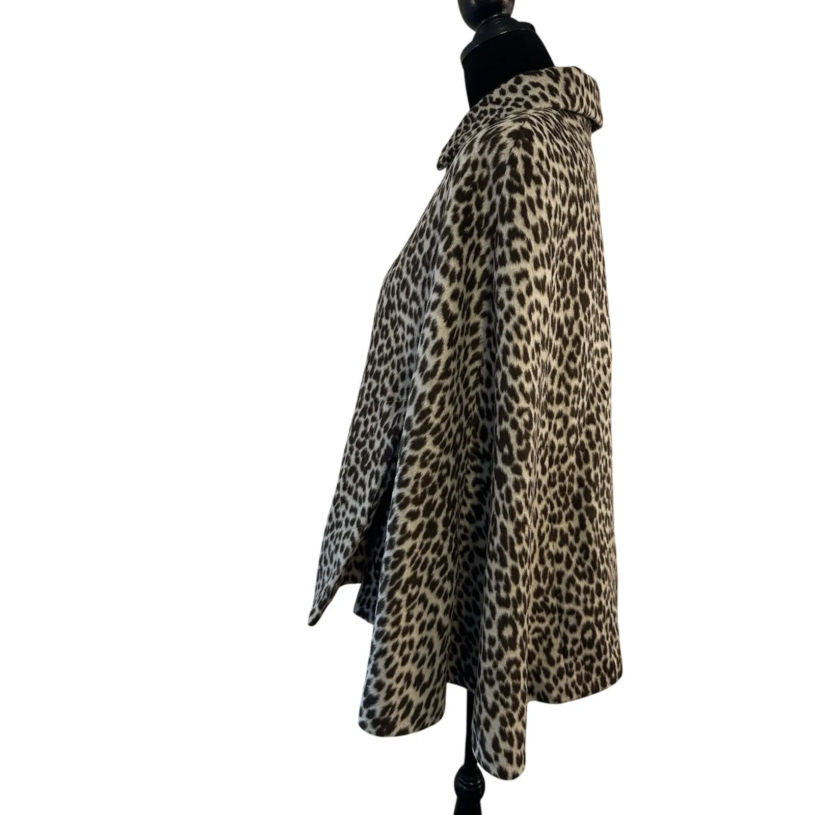 Tyler Boe Cape Jacket Short Faux Fur Animal Print Size Small Wool Button Close - Image 3