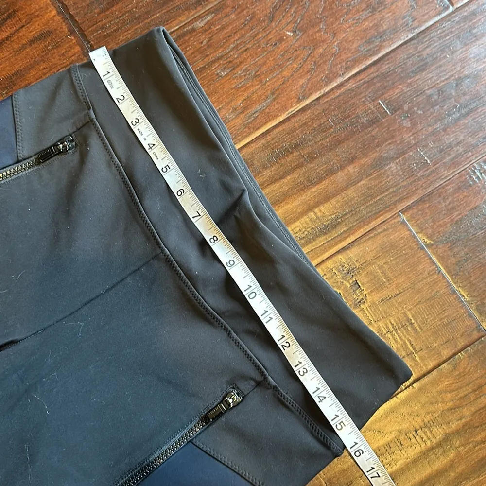 Athleta Stellar Tight Leggings Medium - Image 3