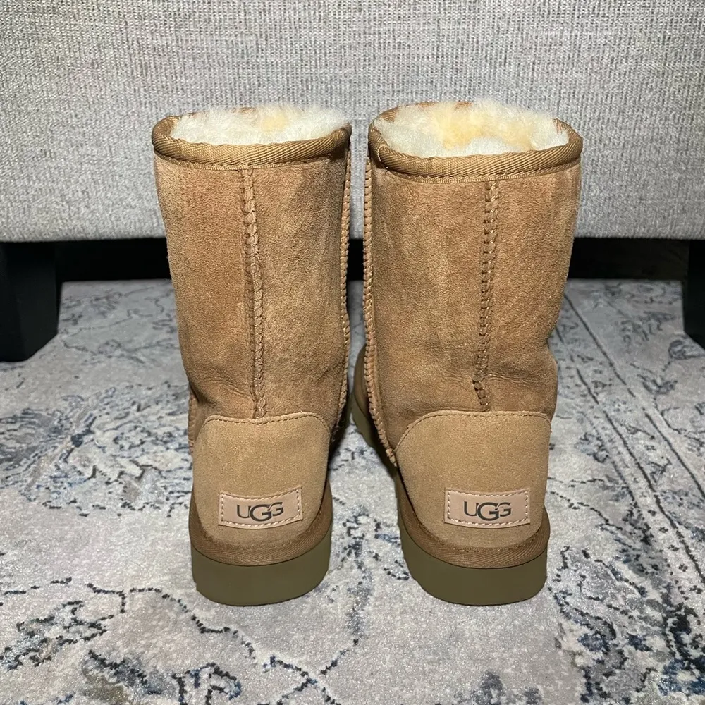 UGG Classic Il Short Boots Chestnut - Image 5