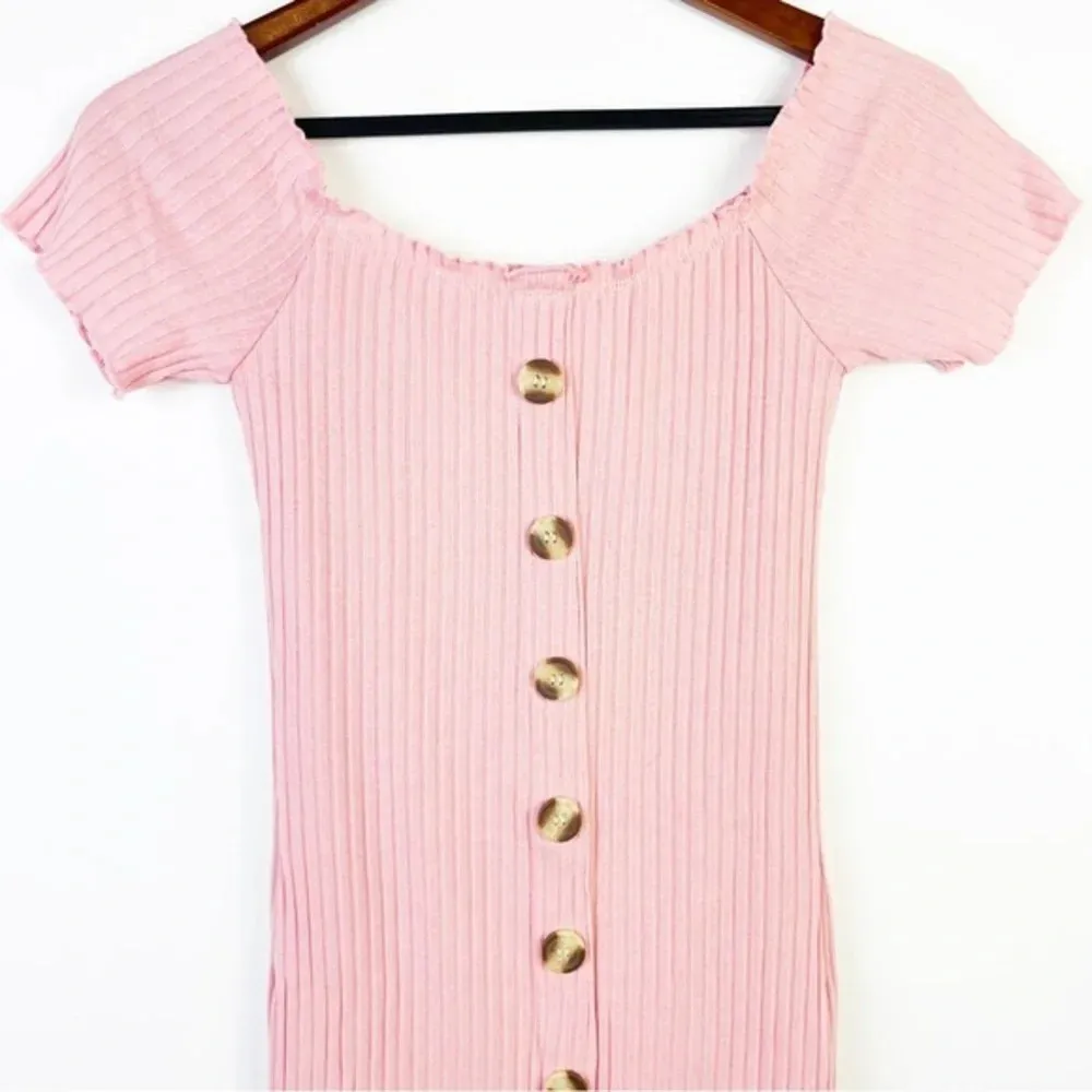 JUSTIFY Light Pink Ribbed Dress‎ Size Medium - Image 3