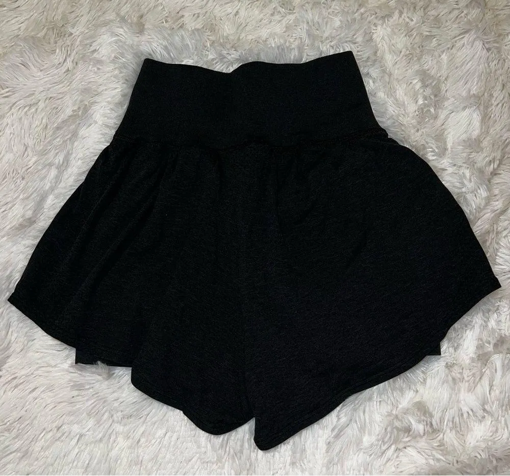Gymshark Dark Gray Shorts Size XS - Image 4