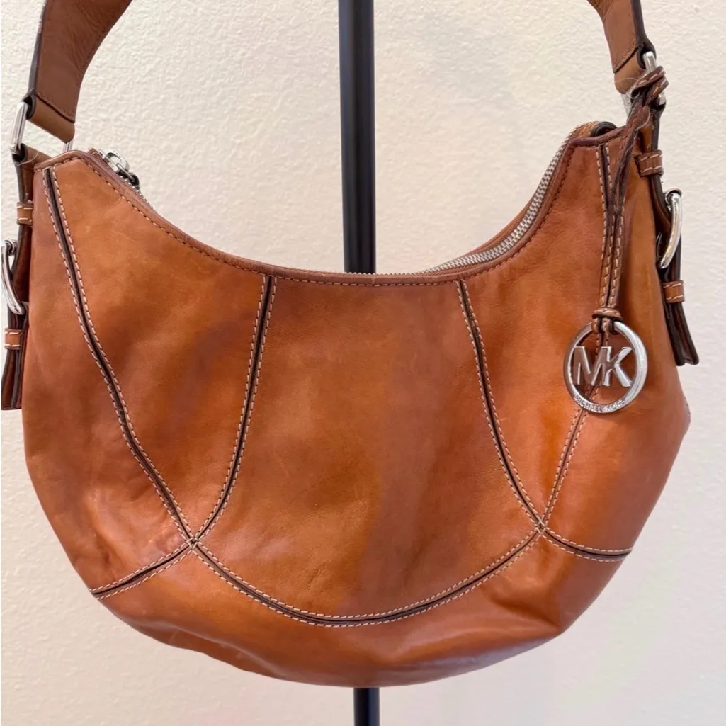 Vintage Michael Kors Brown Leather Hobo Handbag - Image 2