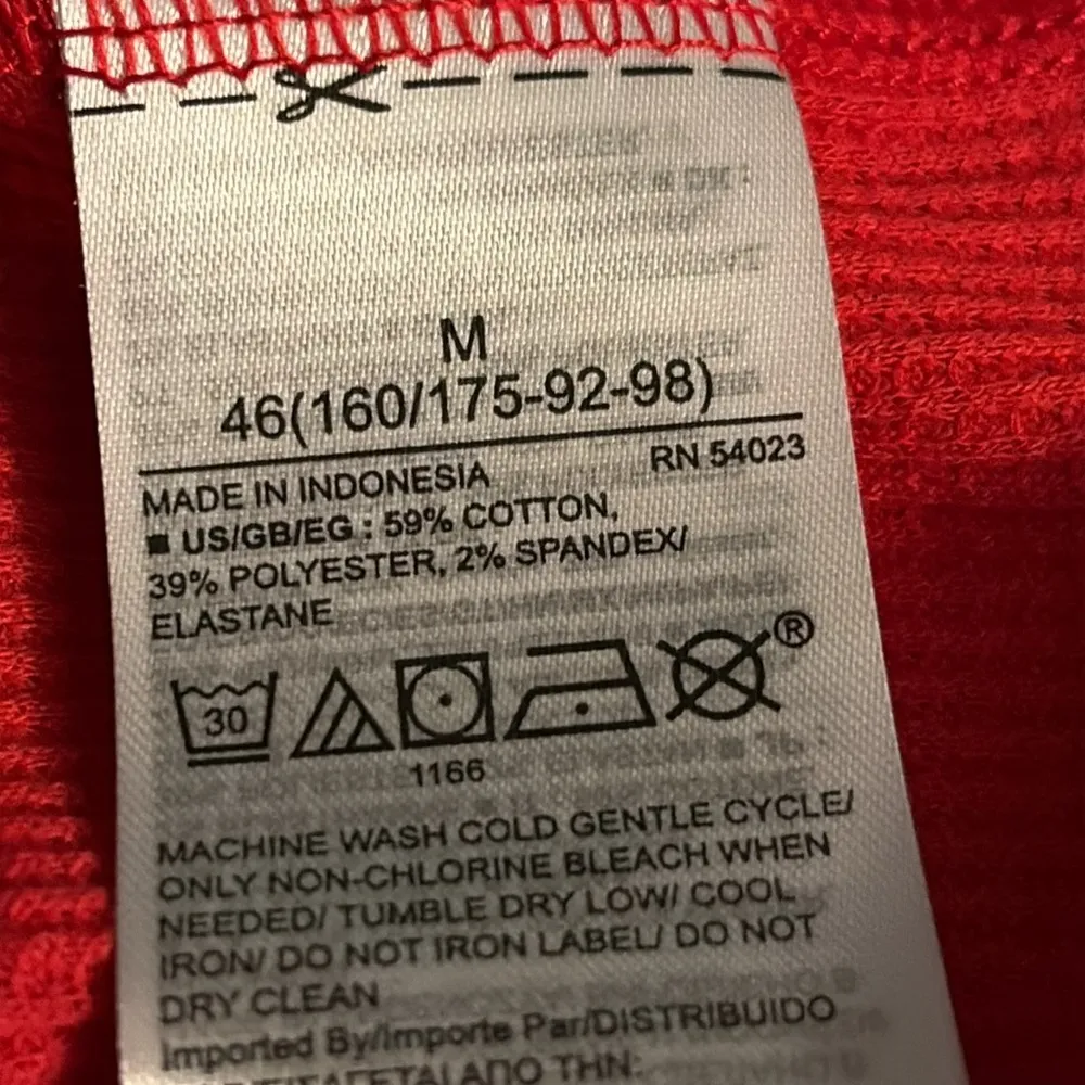 Love by Gap Red Pajamas NEW Valentine’s Day Medium - Image 10