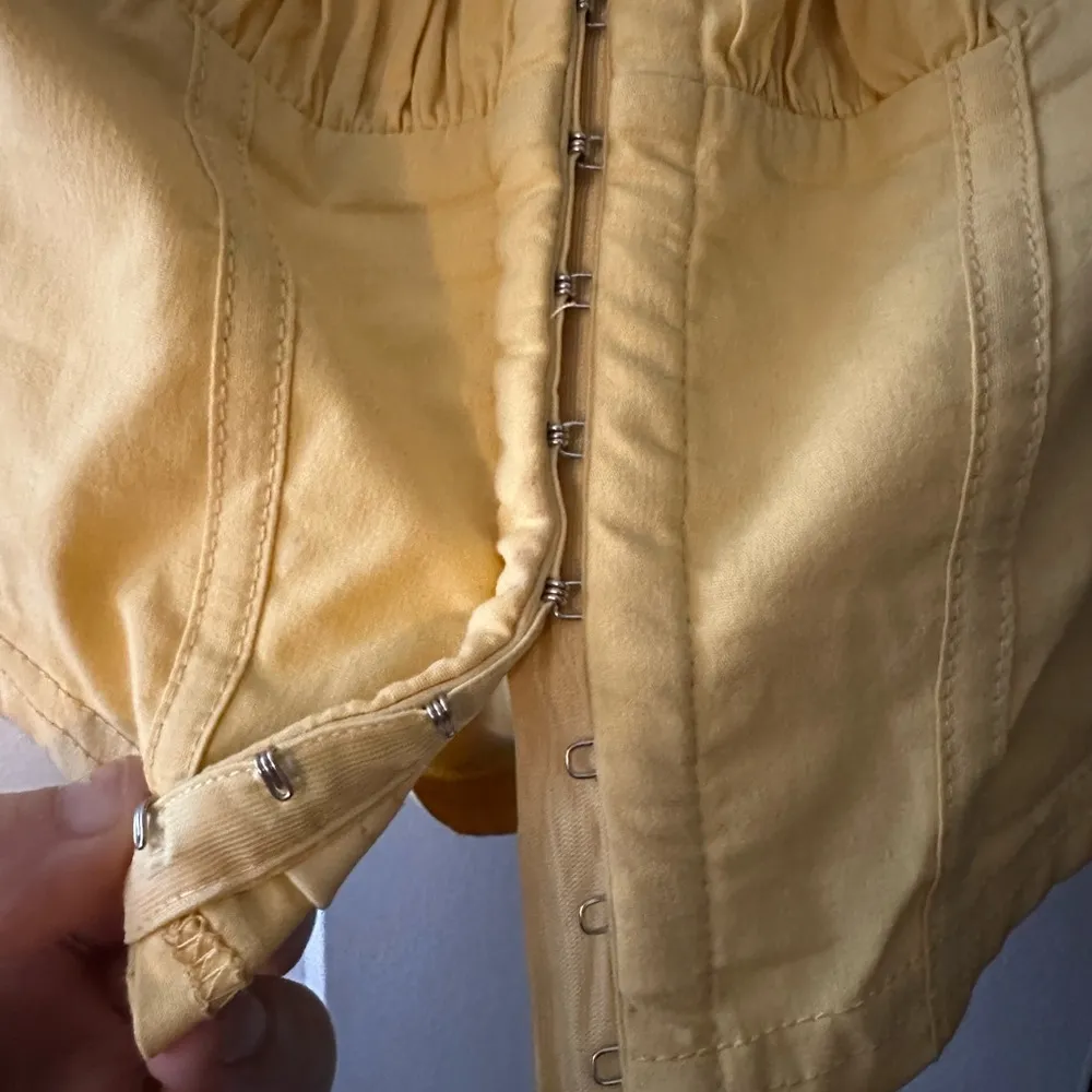 Yellow Puff Sleeve Top Size M - Image 3