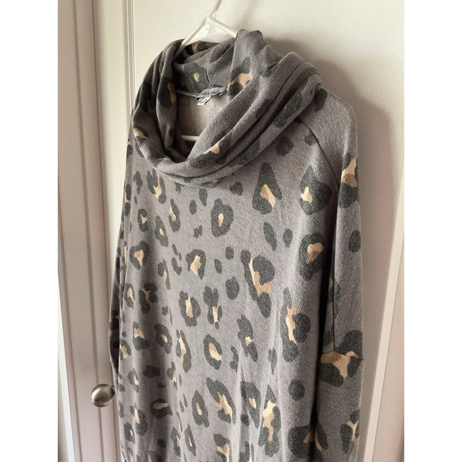 White Birch Cowl Neck Leopard Print Medium Sweatshirt Women’s Long Sleeve Pullover Top - Image 3