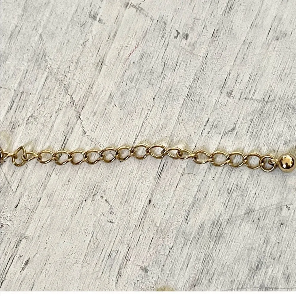 Gold tone link bracelet - Image 6