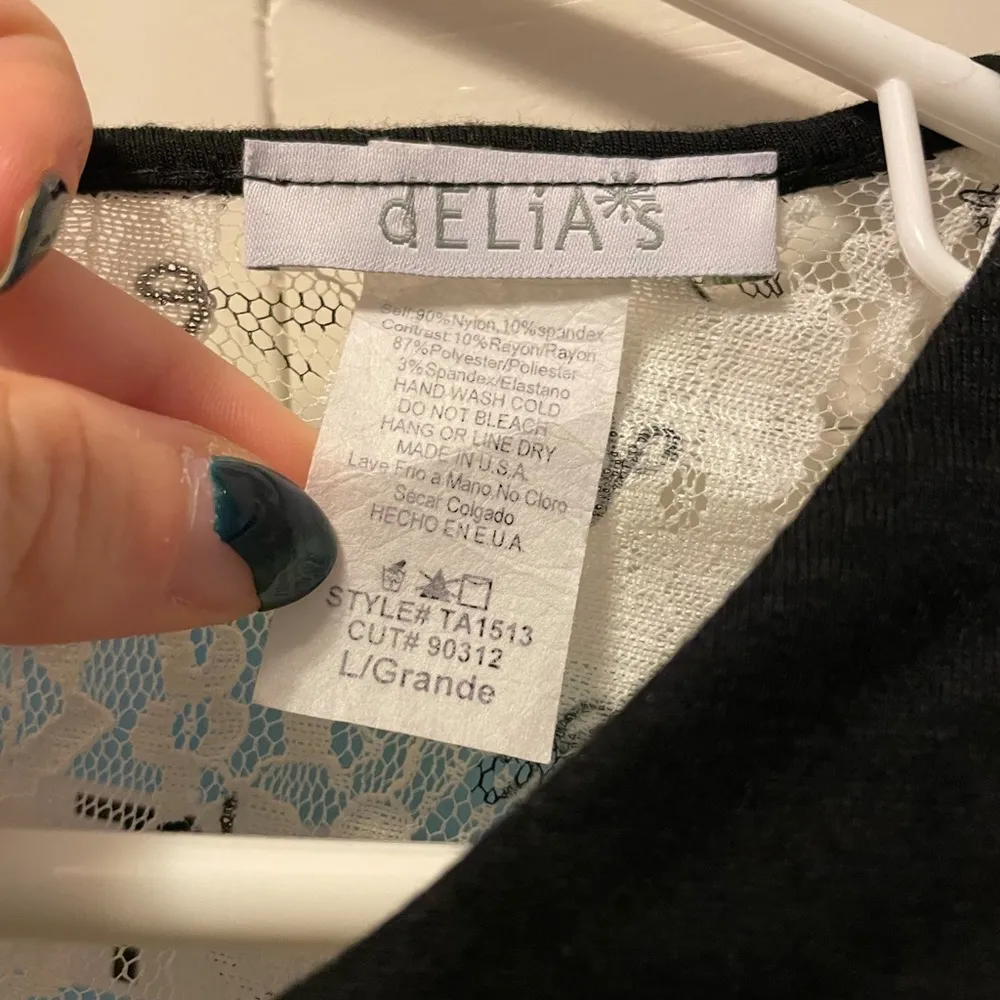 Peter Pan Bow Print Lace Top Size L - Image 3