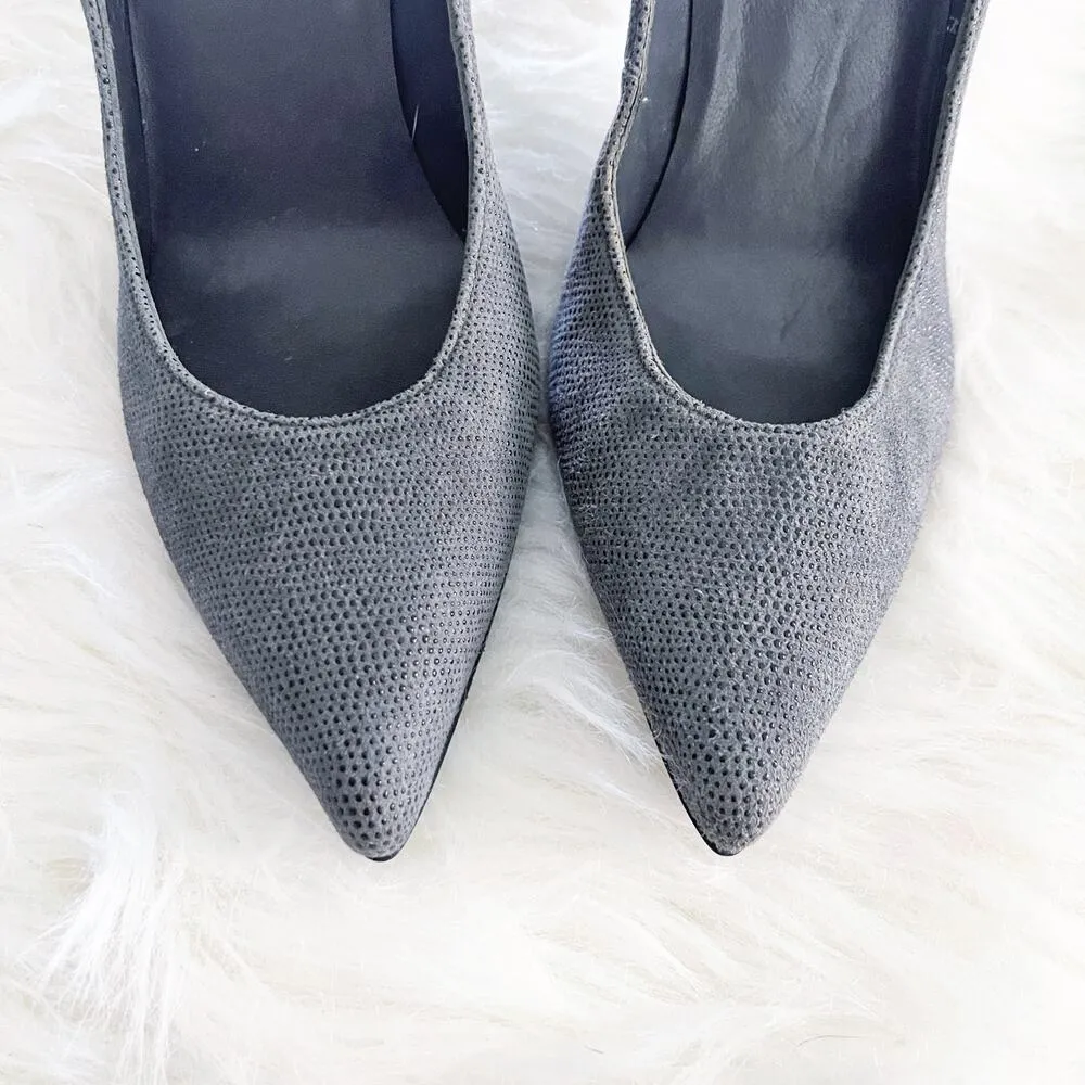 Stuart Weitzman Curvia Gray Beaded Leather Pump - Image 4