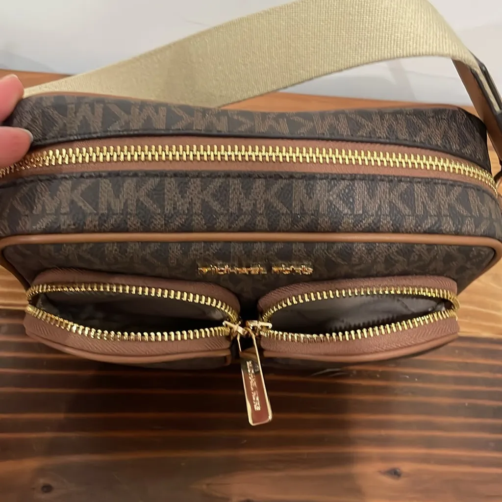 Michael Kors Jet Set Medium Signature Logo Crossbody Bag Brown NWOT - Image 11