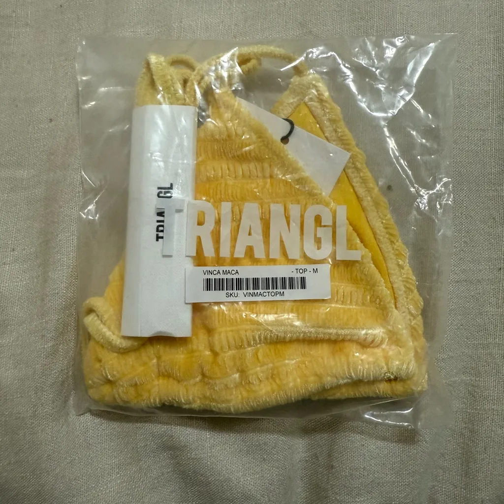 Triangl Vinca Maca Yellow Velvet Top - Image 2