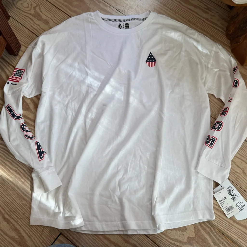 Volcom USST long sleeve NWT size m - Image 6
