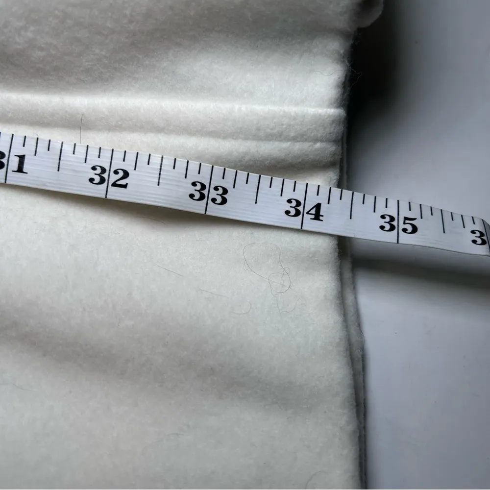 Attention Women's Coat Size L Ivory Full Zip + Toggles, Snap Pockets Heavyweight - Image 11