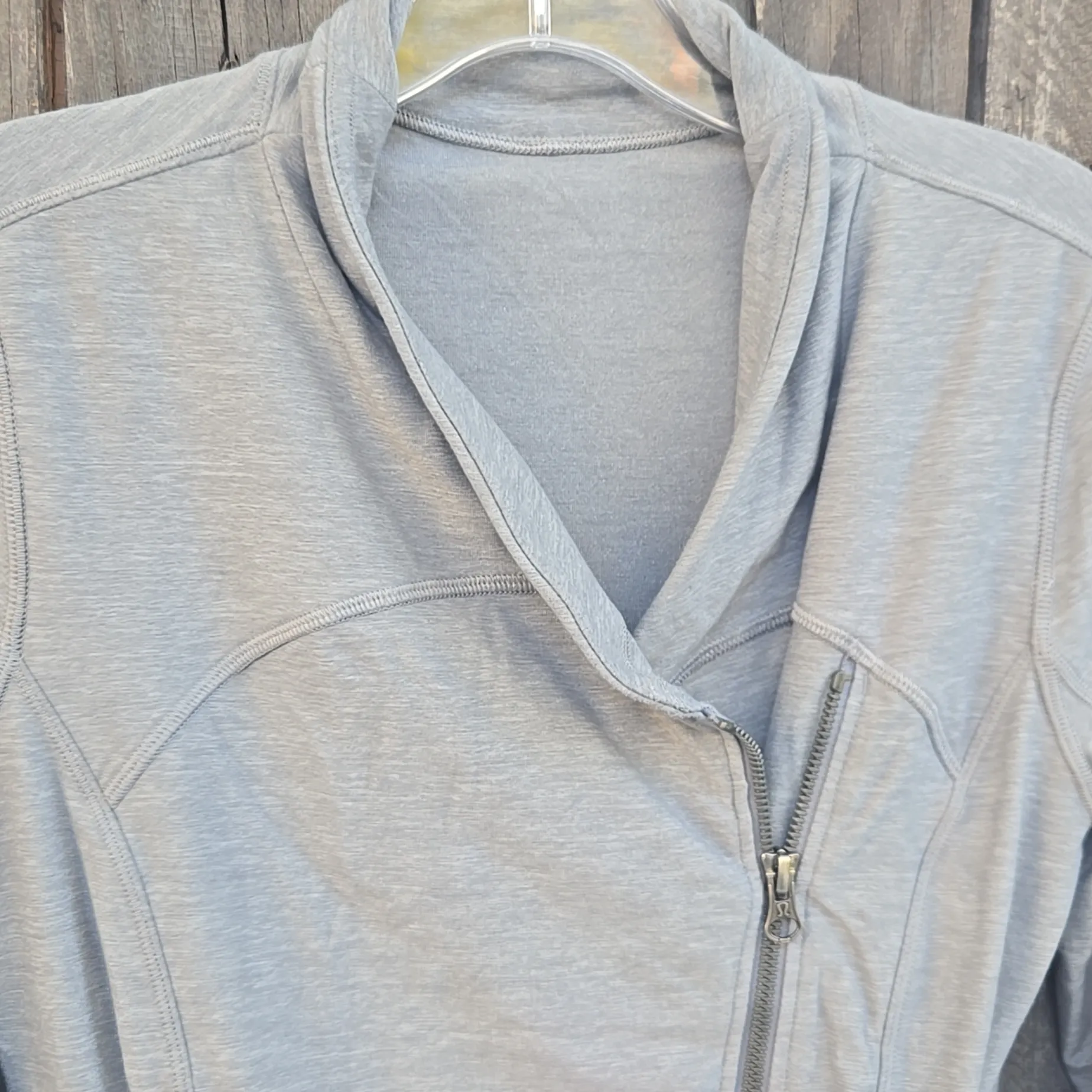 Lululemon Light Gray Zip-Up Jacket - Image 4