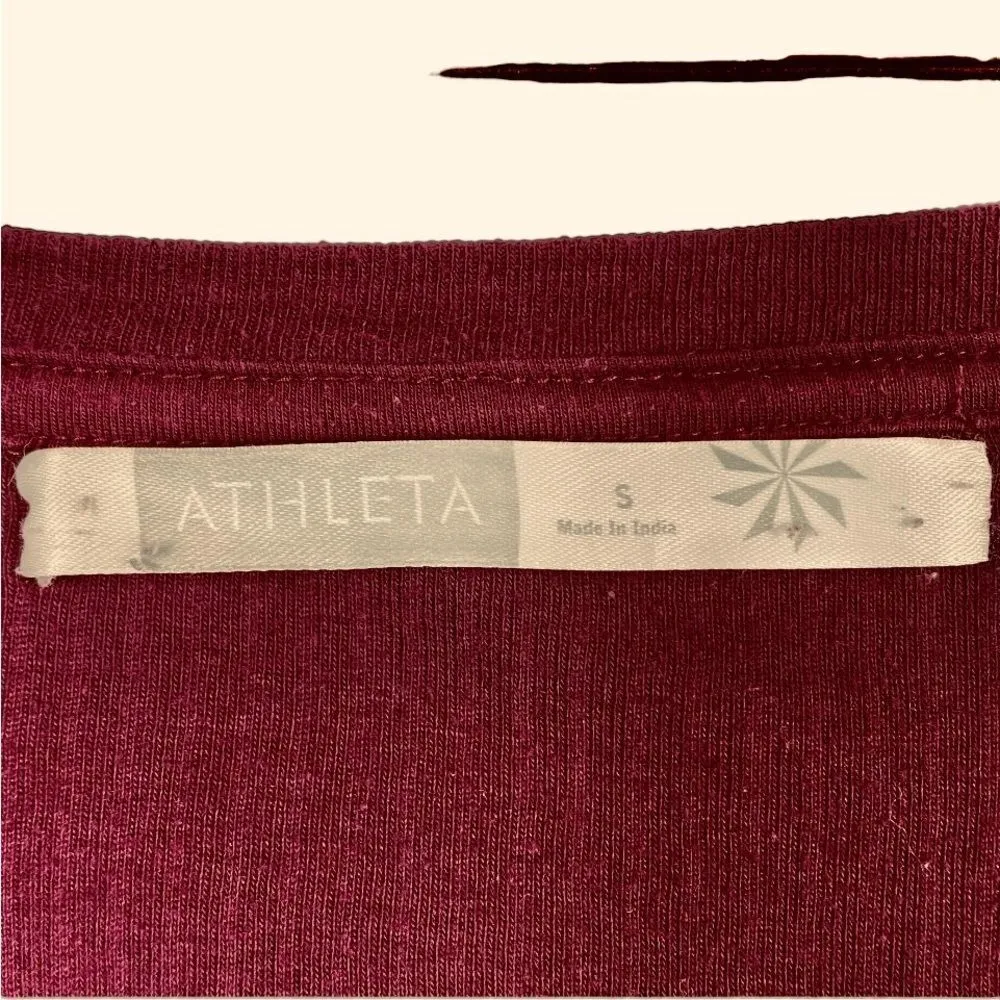 Athleta Long Sleeve Red Burgundy Athletic Wear Sz S - Image 2