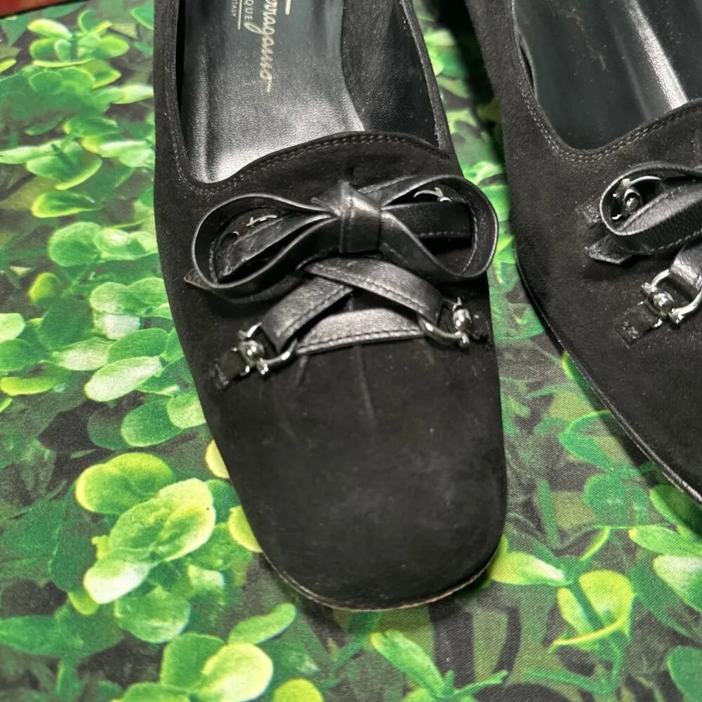 Salvatore Ferragamo Lillaz Women's Black Leather Bow Nubuck Pumps Size 10 AA - Image 14