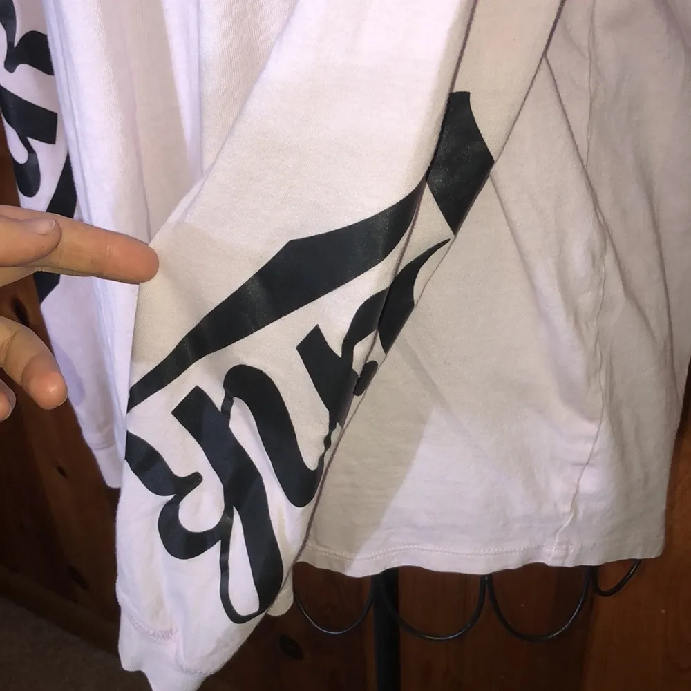 PINK Victoria’s Secret long sleeve open back long sleeve shirt small oversized​ - Image 2