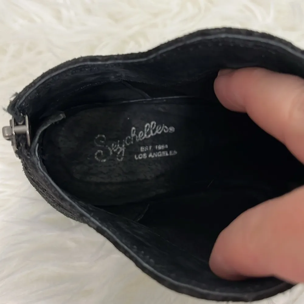 Seychelles Size 7 Black Reunited Snake Skin Suede Leather Heeled Booties - Image 8