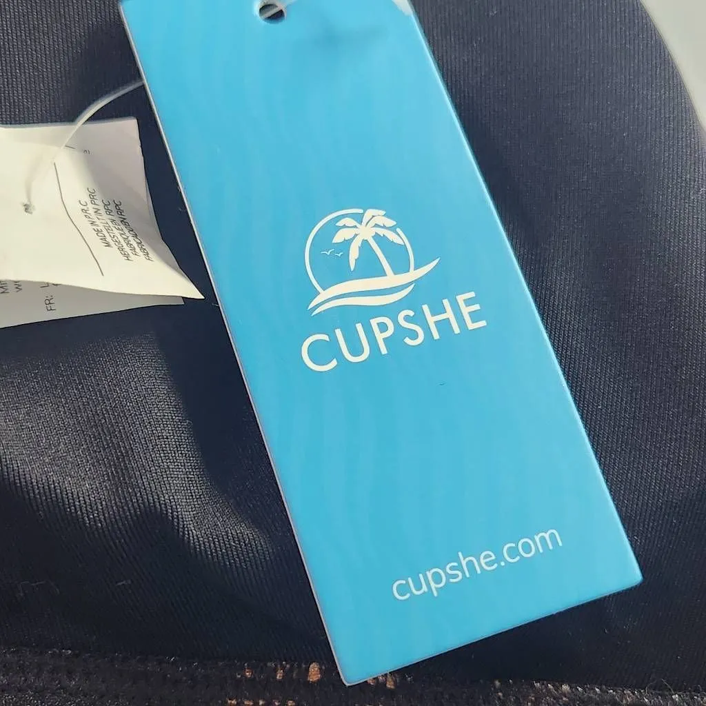 Cupshe Black and Tan print Bikini Top with V-Wire NWT Size Medium - Image 10