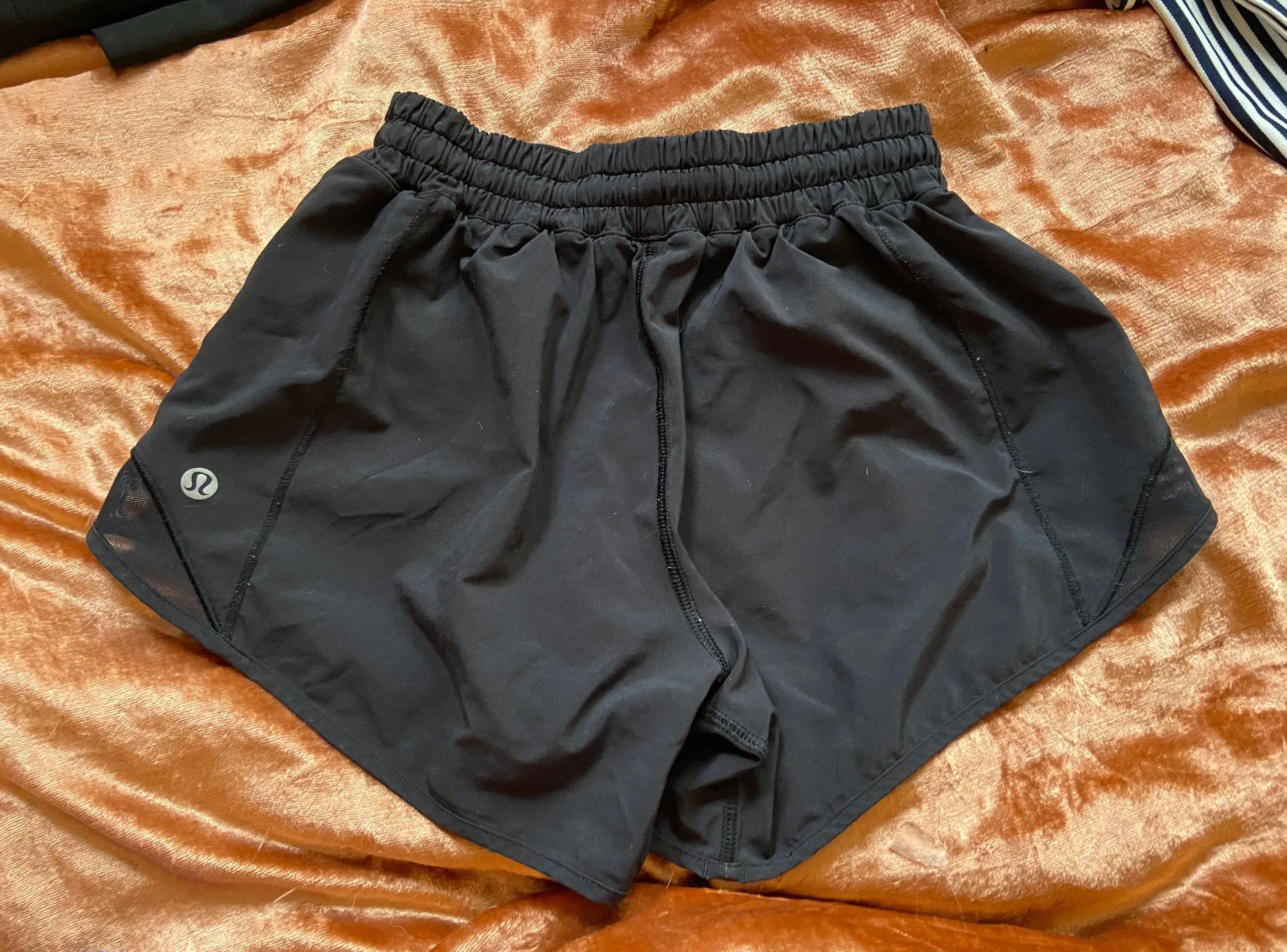 Lululemon Shorts 2.5” - Image 2