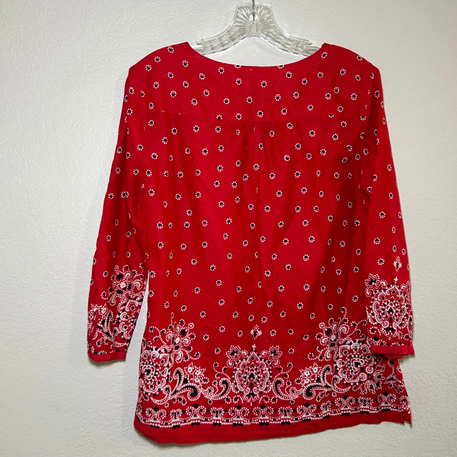 Talbots Red Paisley Floral Print Tassel Tie Neck Tunic Top Size S bandana boho - Image 7