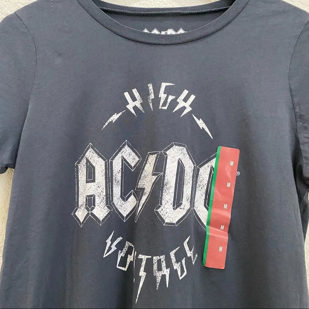 AC/DC Graphic Tee Shirt M - Image 5