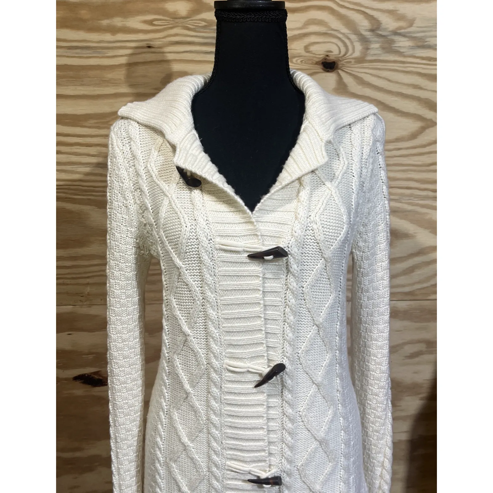 LL Bean Wool Blend Cardigan Cable Knit Fisherman Toggle Button Size Medium - Image 5