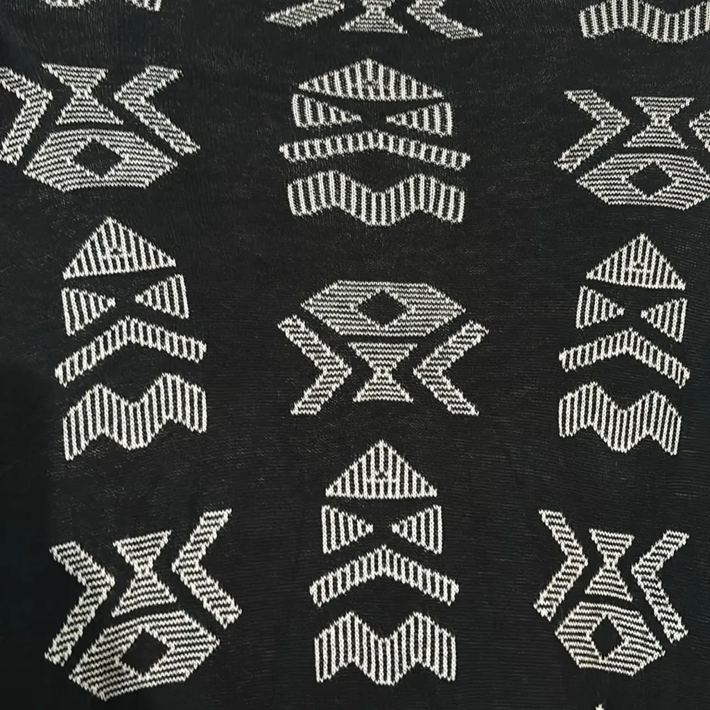 Forever21 Women’s Black & White Long Sleeve Sweater Cardigan Size Medium - Image 7