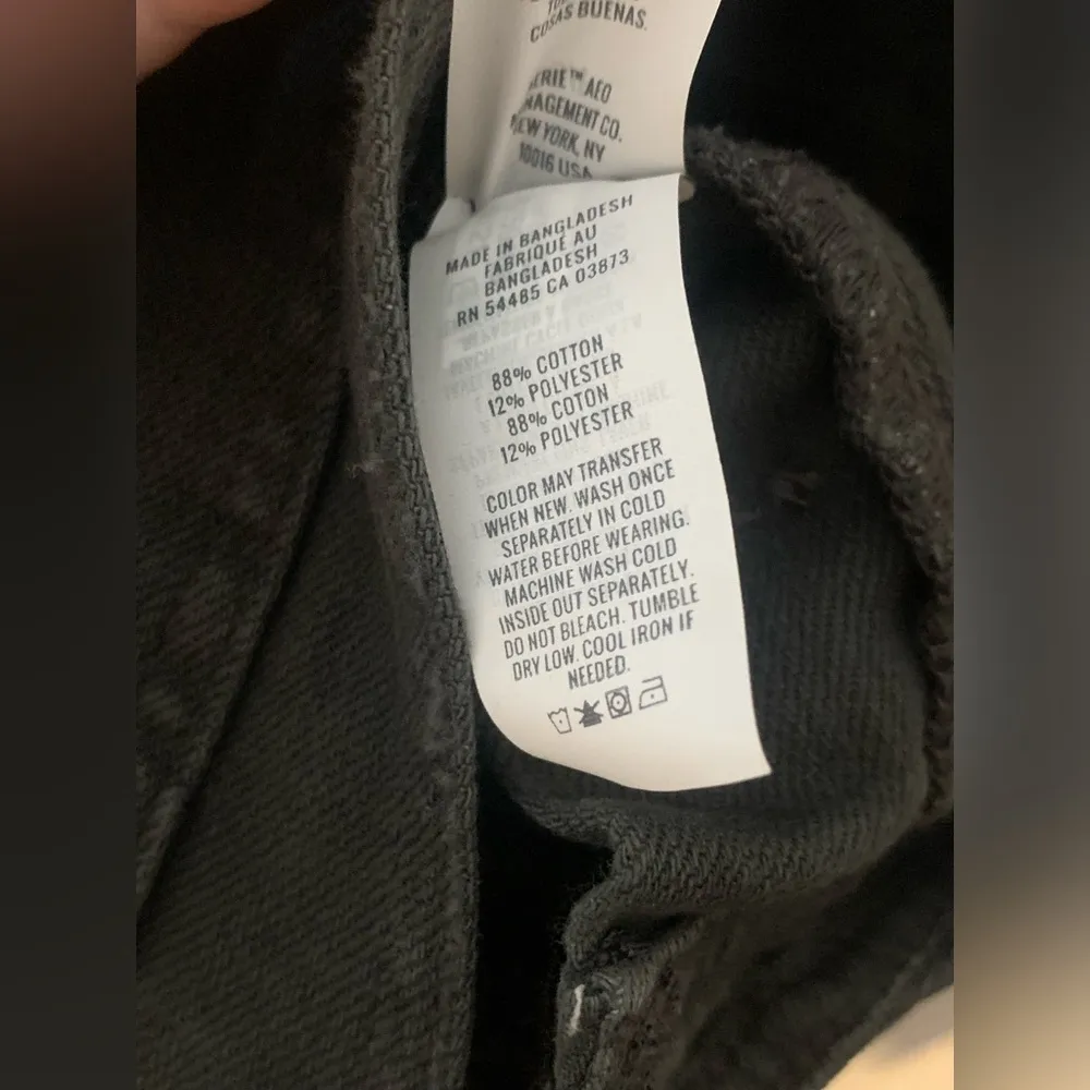 Aerie NWT  DENIM WIDE LEGGED OVERALLS - Image 7