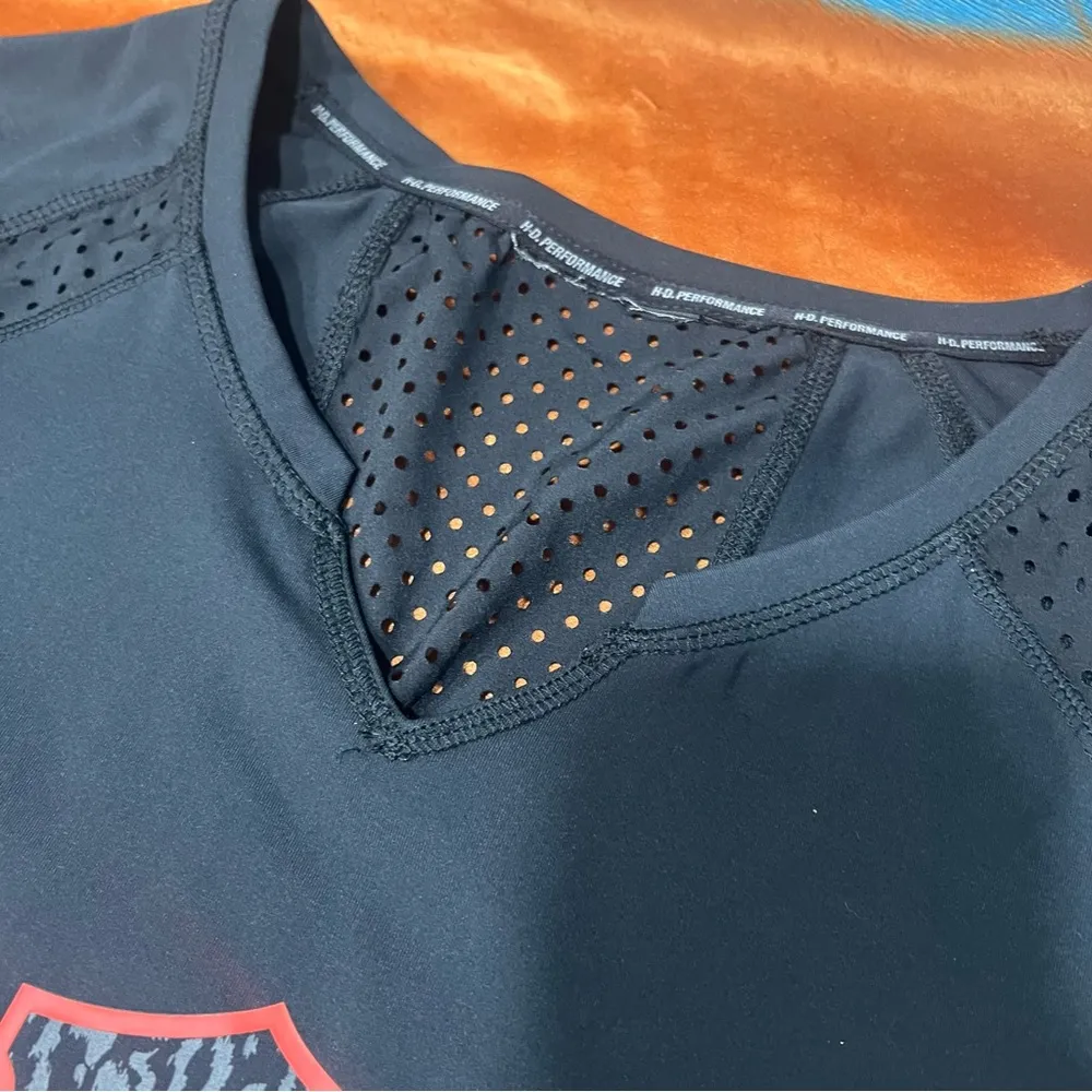 Harley Davidson Performance Wear Mesh breathable t-shirt black orange logo large - Image 5