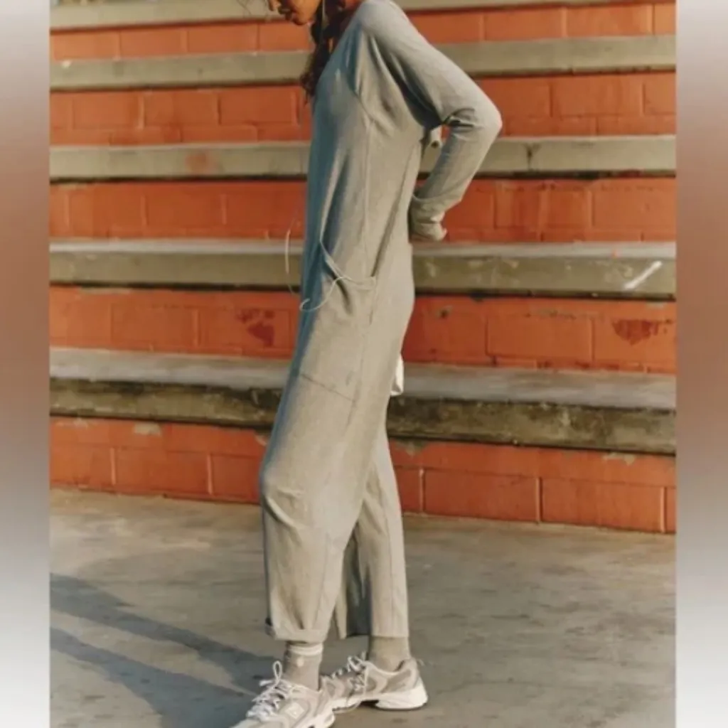 FP Movement by FP Hot Shot Long Sleeve Hooded Onesie in Heather Gray sz XS - Image 4