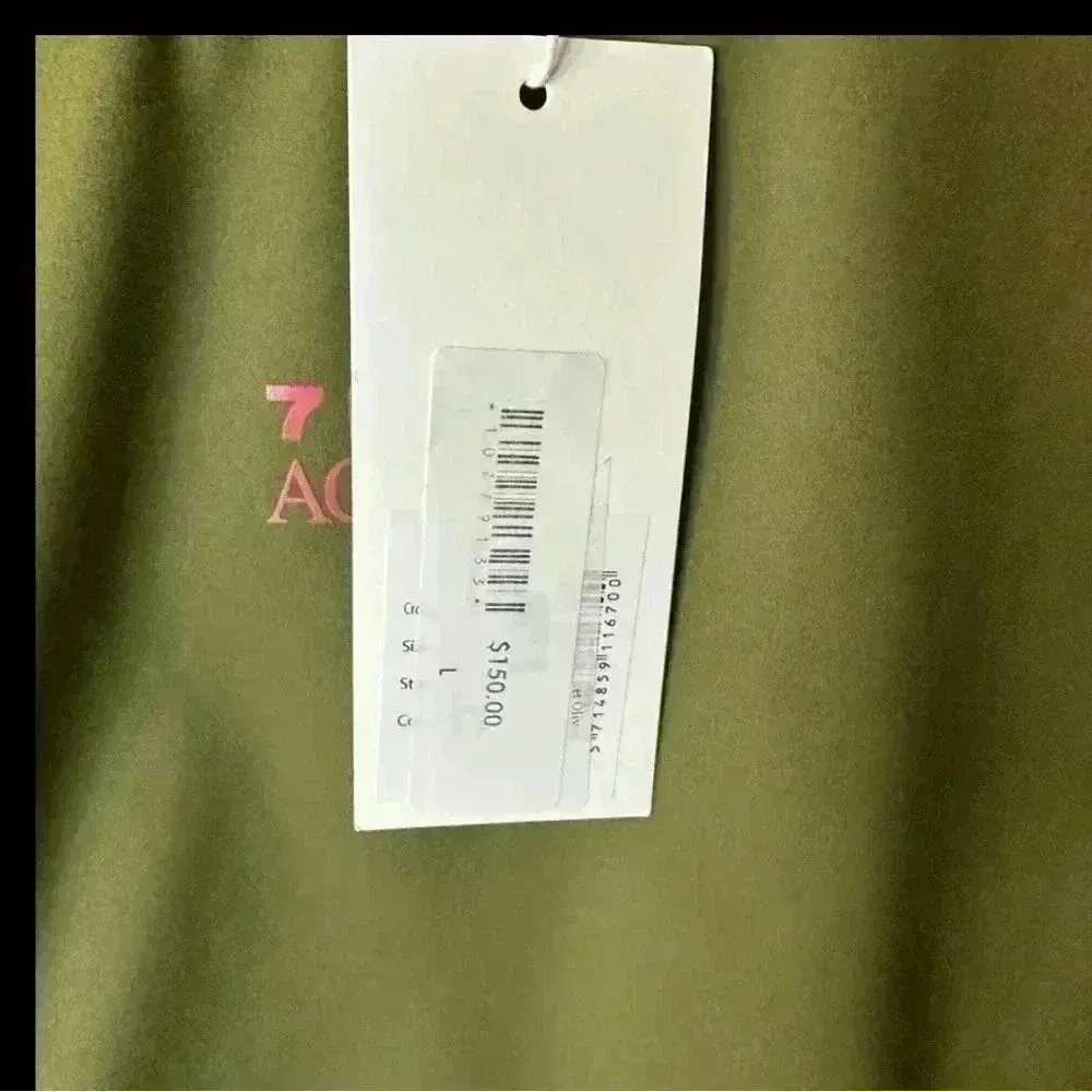 7 DAYS ACTIVE Cropped Long Sleeve Top in Capulet Olive Green Size L - Image 4