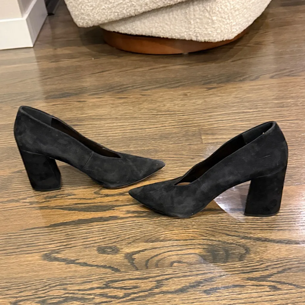 Topshop  Black Suede Block Heels size 9.5 (40) EUC - Image 3